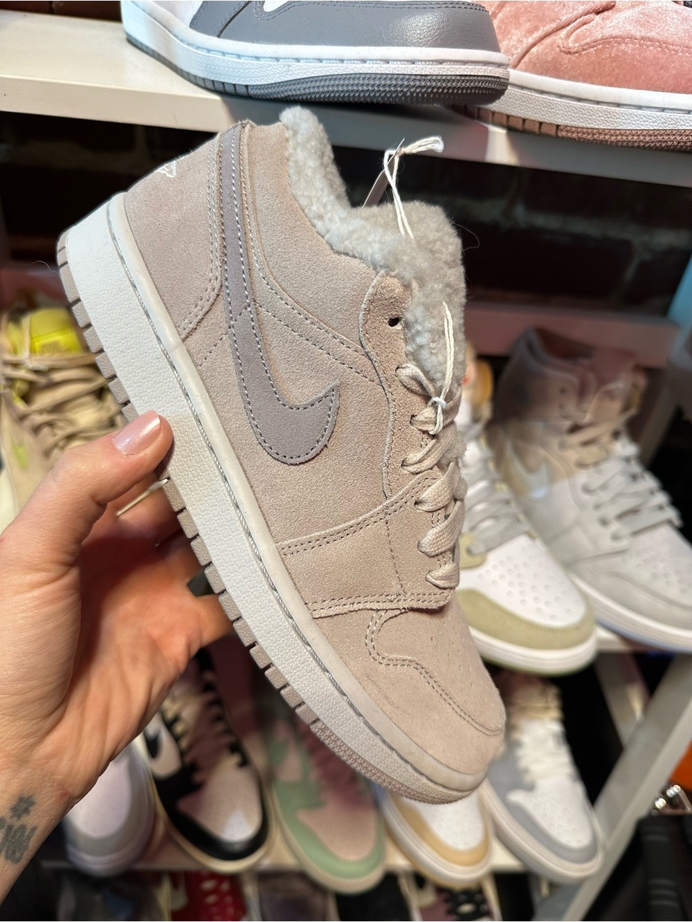 Air Jordan 1 Low - Sherpa Fleece